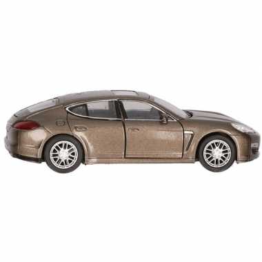 Afgeprijsde speelgoedauto porsche panamera s bruin 12 cm