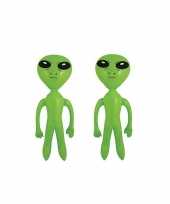 Afgeprijsde 2x groene opblaasbare aliens