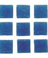 Afgeprijsde 30 stuks vierkante mozaieksteentjes blauw 2 cm