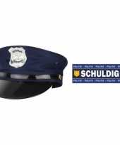 Afgeprijsde feest politie set blauwe pet en schuldig sticker voor volwassenen