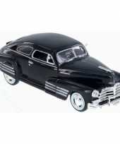 Afgeprijsde model auto chevrolet aerosedan fleetline 1 24