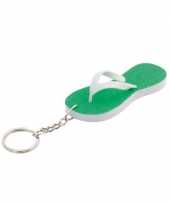 Mini sleutelhanger groene teenslipper 8 cm
