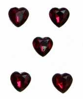 Rode steentjes in hartvorm 20 stuks