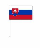 Zwaaivlaggetjes slowaakse vlag